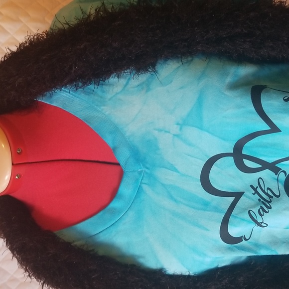 Tye dyed v neck tee shirt size XL - Picture 3 of 4